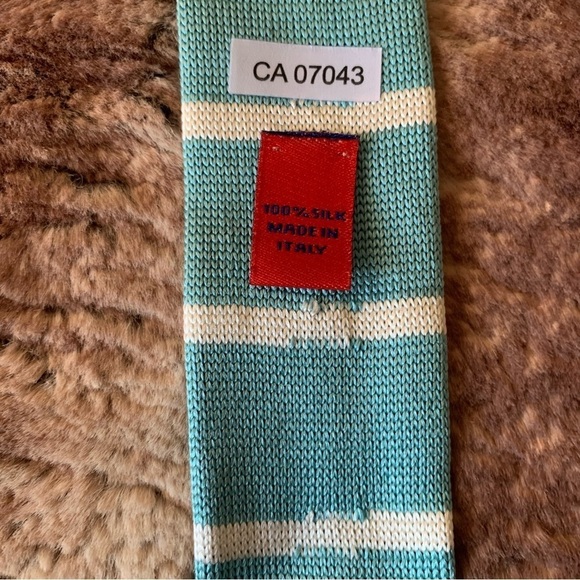 Robert Graham Teal and White Striped Tie - Picture 7 of 8